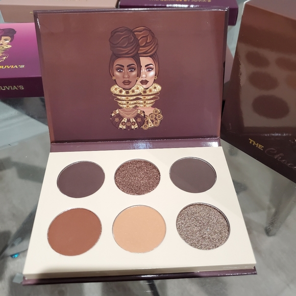 Juvia's Place The Chocolates Eyeshadow Palette - Picture 3 of 4